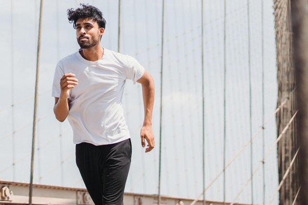 Quels sont les avantages de la thérapie par la chaleur infrarouge pour les douleurs musculaires?